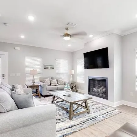 Romana Hideaway & Juliet Haven - New Listing!