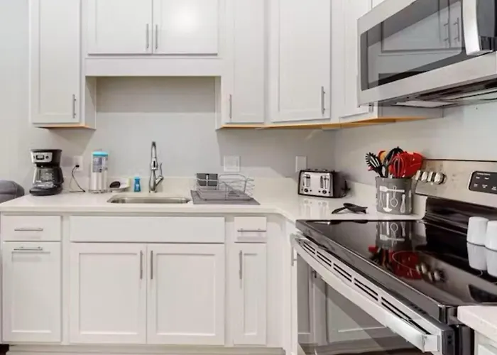 Holiday home Romana Hideaway & Juliet Haven -family Friendly, Downtown Pensacola! *