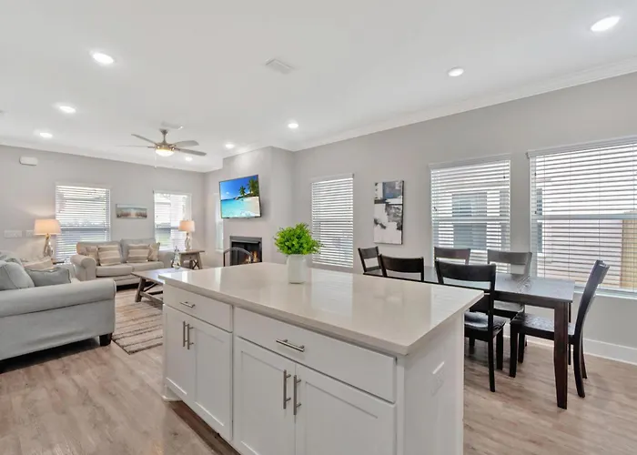 Holiday home Romana Hideaway & Juliet Haven -family Friendly, Downtown Pensacola! Pensacola