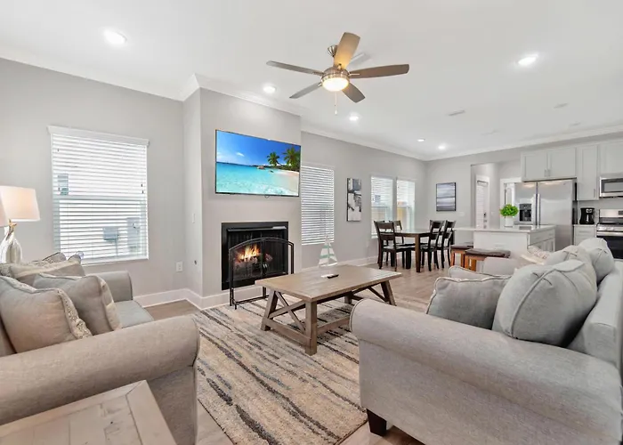 Romana Hideaway & Juliet Haven -family Friendly, Downtown Pensacola!