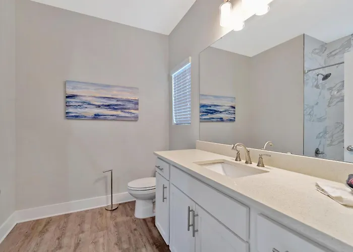Romana Hideaway & Juliet Haven -family Friendly, Downtown Pensacola! Holiday home